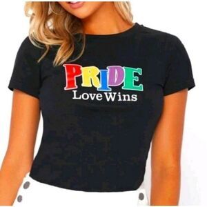 LADIES T-SHIRT SZ Large